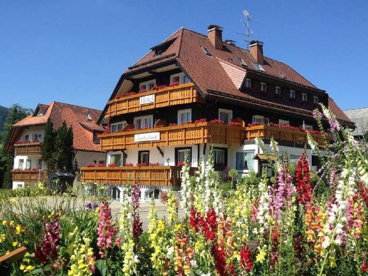 Hotel Zartenbach B&B Hinterzarten Exterior photo